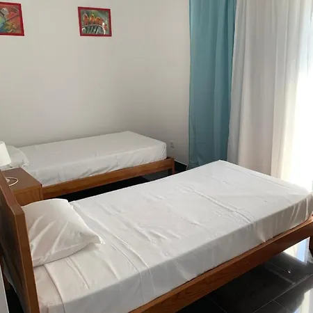 Apartamento Rocha Tower 4d