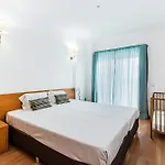 Apartamento Rocha Tower 4d