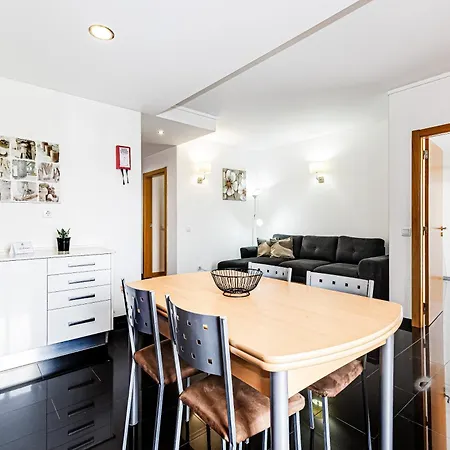 Rocha Tower 4d Apartamento