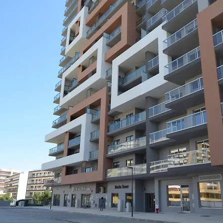 Rocha Tower 4d * Portimao